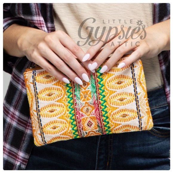 Ruggine Handbags - Yuna Handmade Ethnic Pattern Clutch from Ruggine